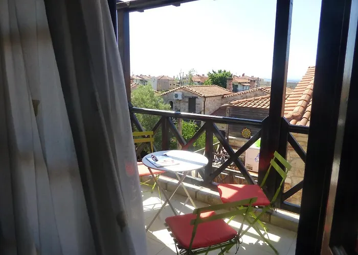 Apartament Pavloudis *