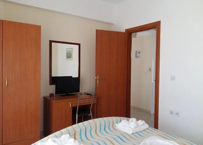 Apartament Pavloudis